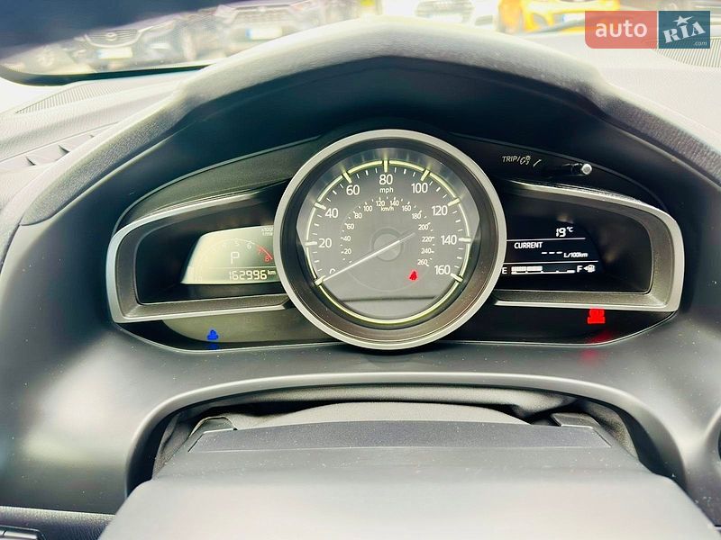 Седан Mazda 3 2016 в Вишгороді