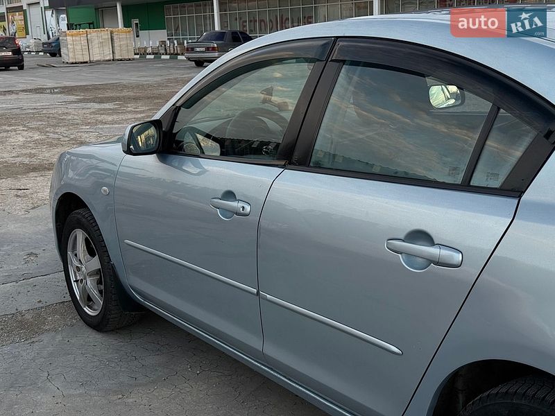 Седан Mazda 3 2007 в Первомайске