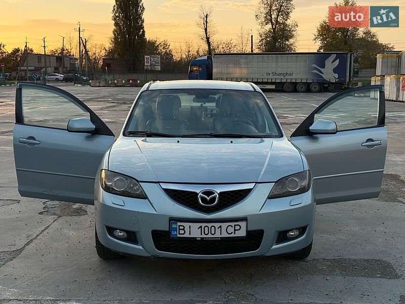 Седан Mazda 3 2007 в Первомайске