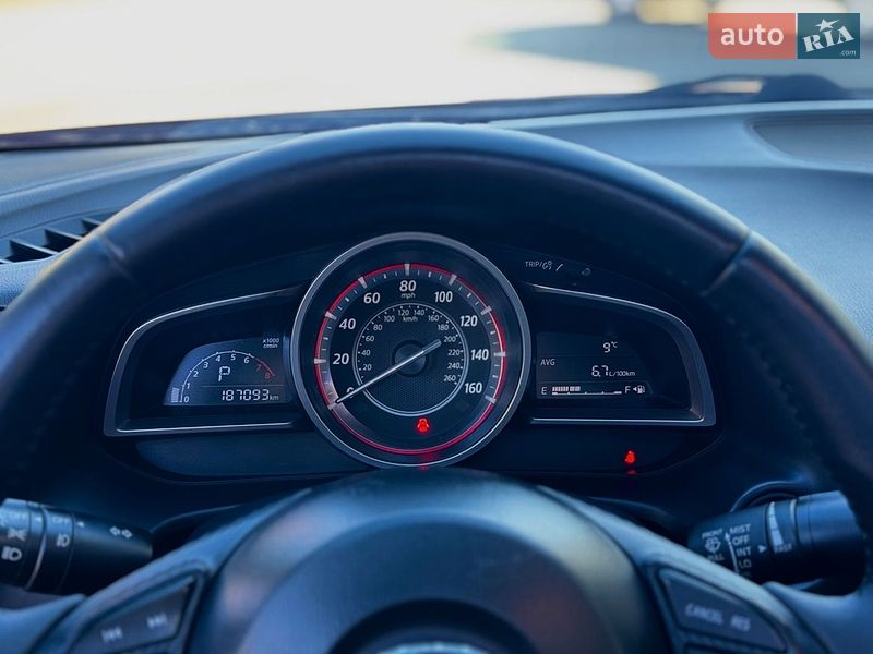 Седан Mazda 3 2014 в Стрые