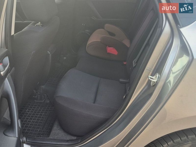 Хэтчбек Mazda 3 2009 в Полтаве