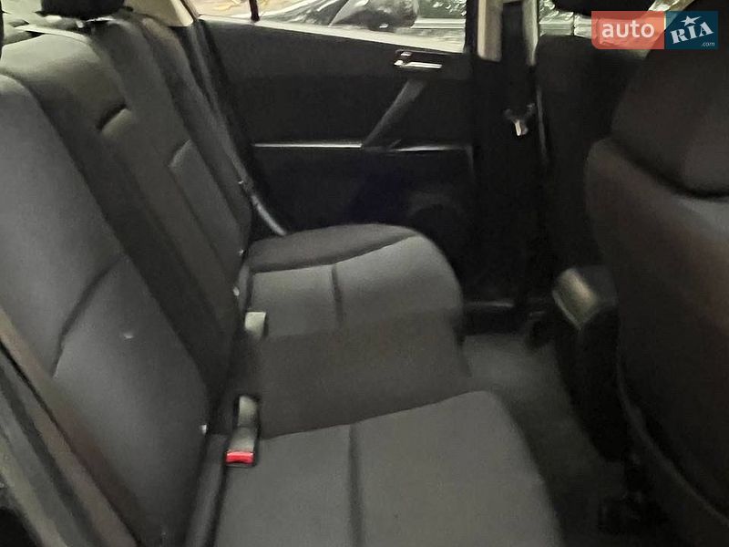 Седан Mazda 3 2010 в Кропивницком