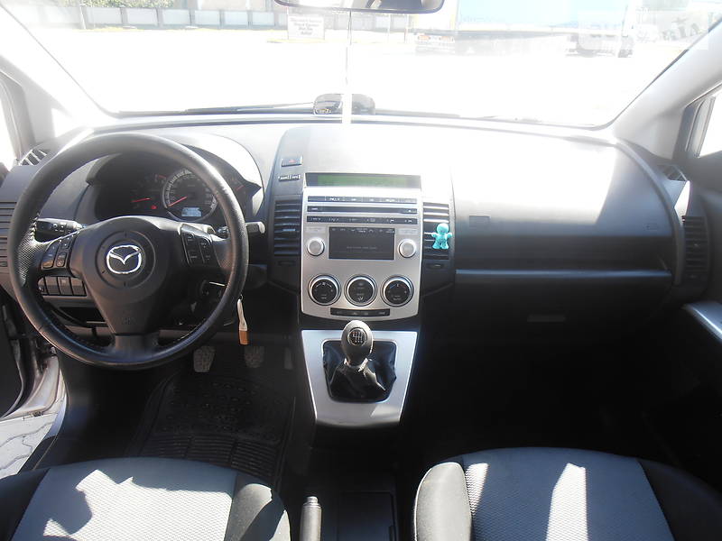 Мінівен Mazda 5 2006 в Снятині