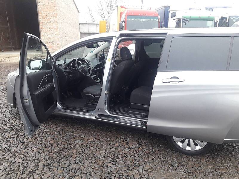 Мінівен Mazda 5 2012 в Рівному
