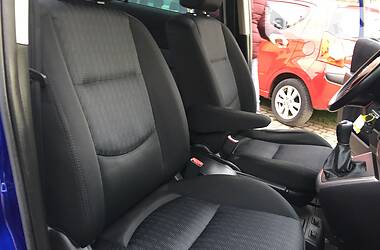 Мінівен Mazda 5 2010 в 
