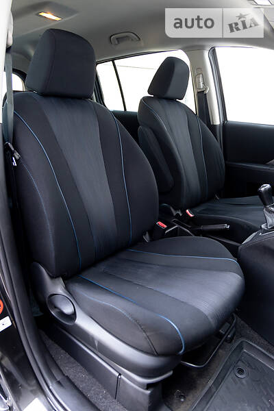 Мінівен Mazda 5 2012 в Луцьку