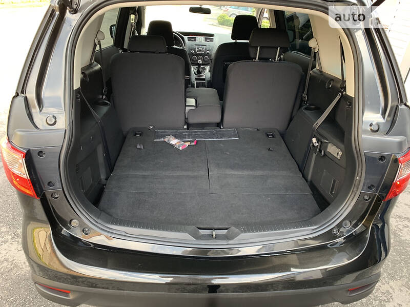 Універсал Mazda 5 2012 в Дніпрі