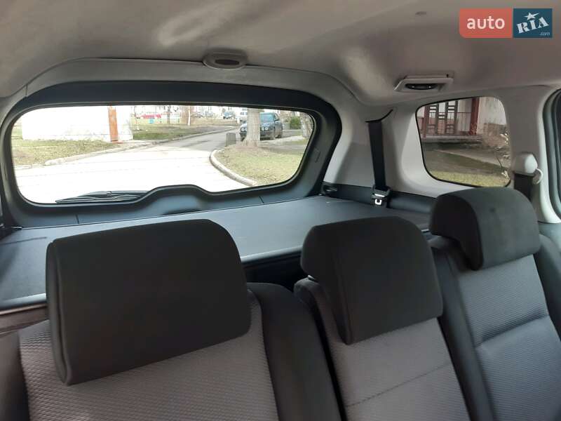 Минивэн Mazda 5 2007 в Ивано-Франковске