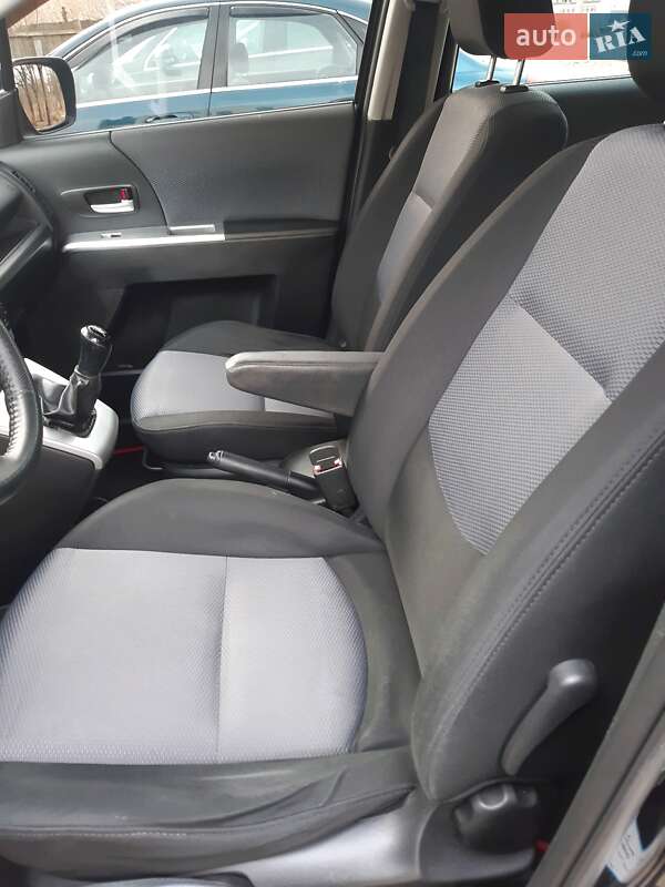 Минивэн Mazda 5 2007 в Ивано-Франковске