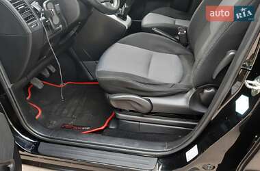 Минивэн Mazda 5 2007 в Ивано-Франковске