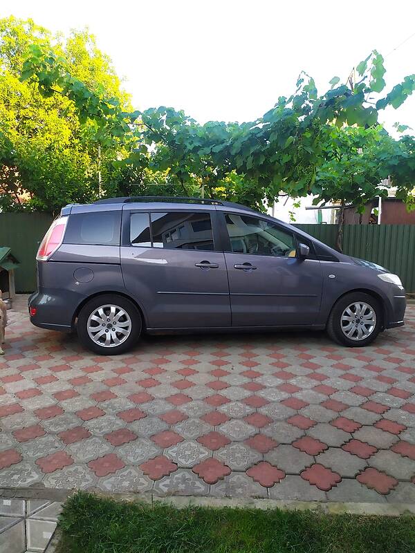 Mazda 5