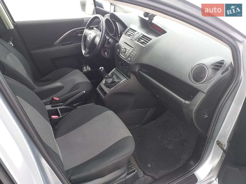 Минивэн Mazda 5 2012 в Ужгороде