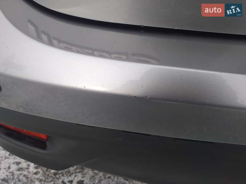 Минивэн Mazda 5 2012 в Ужгороде