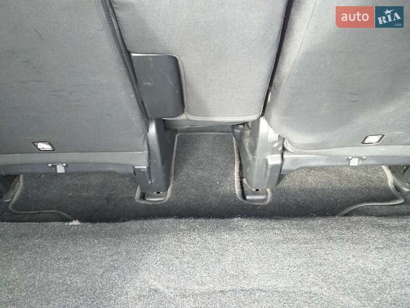 Минивэн Mazda 5 2012 в Ужгороде