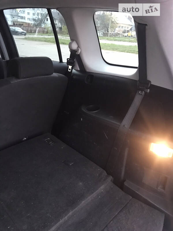 Минивэн Mazda 5 2006 в Овруче
