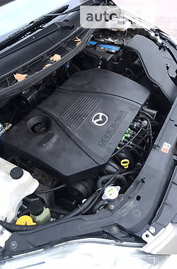 Минивэн Mazda 5 2006 в 