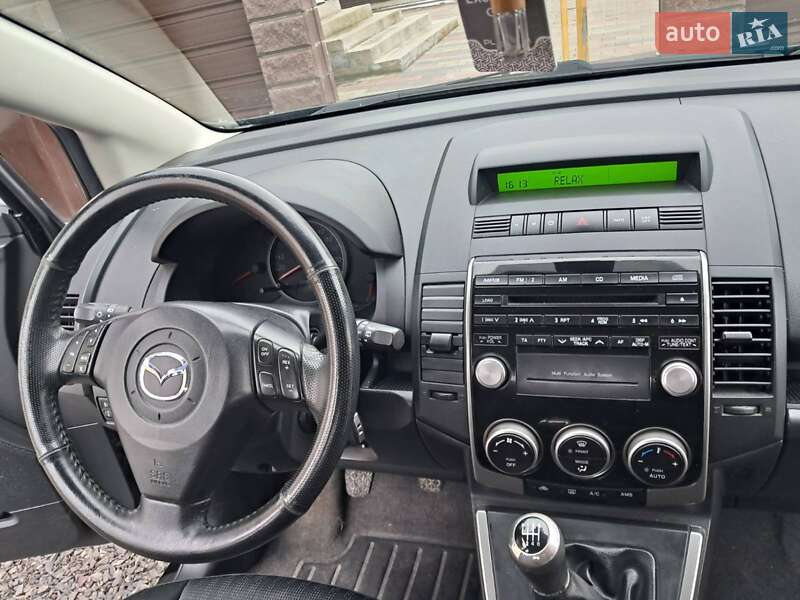 Минивэн Mazda 5 2010 в Луцке