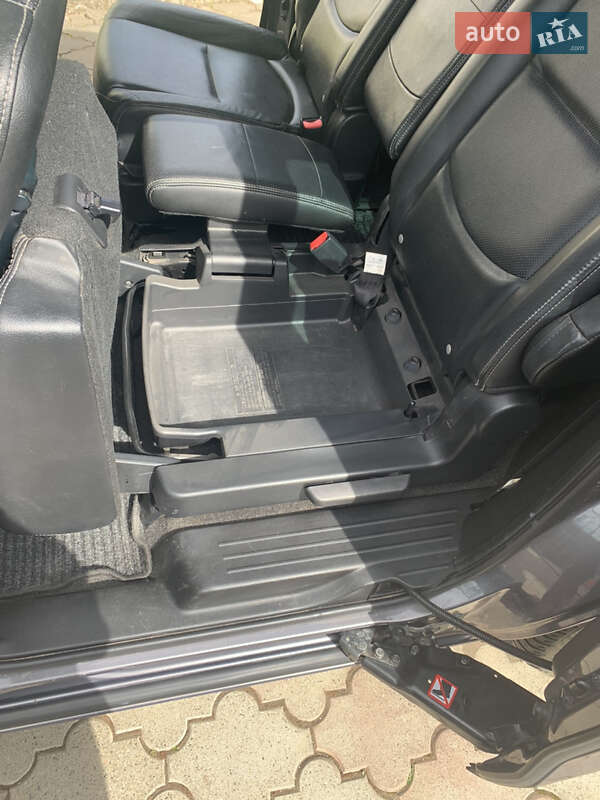 Минивэн Mazda 5 2010 в Тячеве