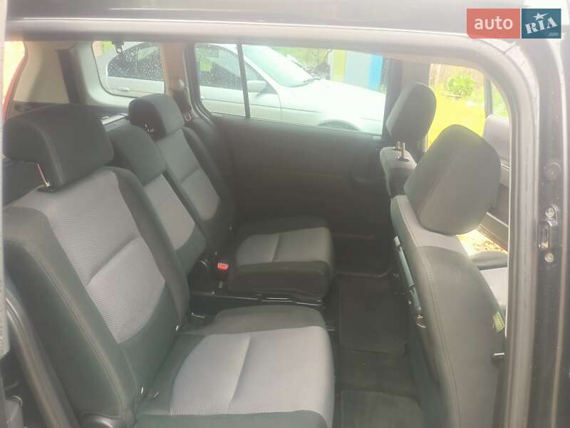 Минивэн Mazda 5 2006 в Львове