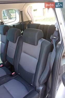 Минивэн Mazda 5 2008 в Днепре