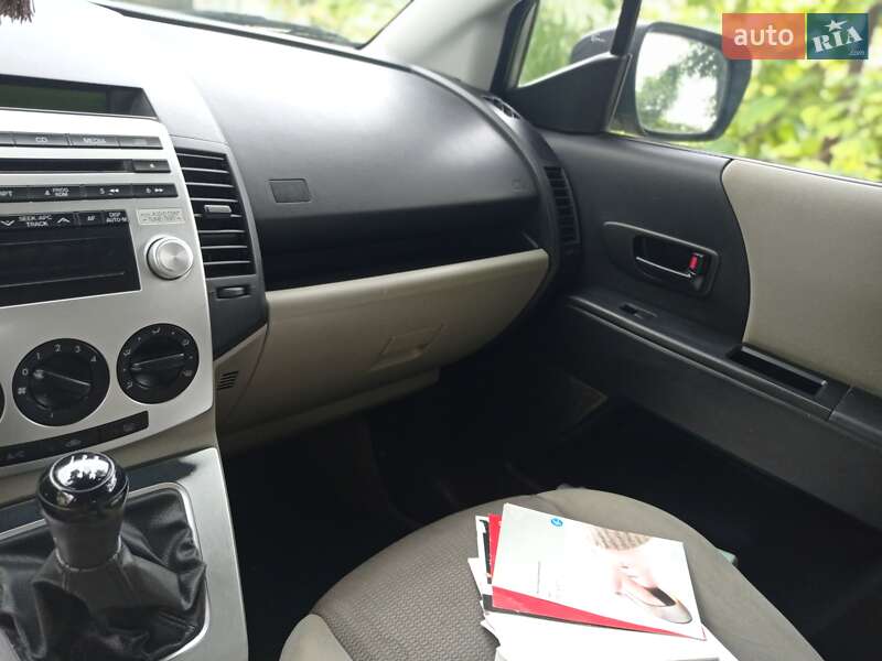 Минивэн Mazda 5 2007 в Ровно