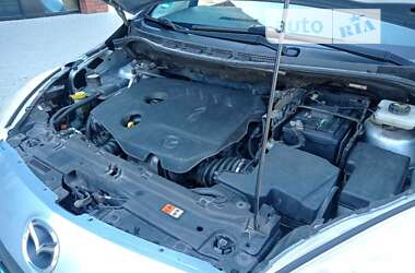 Мінівен Mazda 5 2011 в Чернівцях