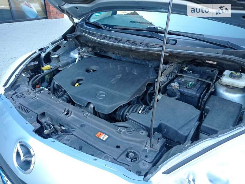 Мінівен Mazda 5 2011 в Чернівцях фото 19 Мінівен Mazda 5 2011 в Чернівцях