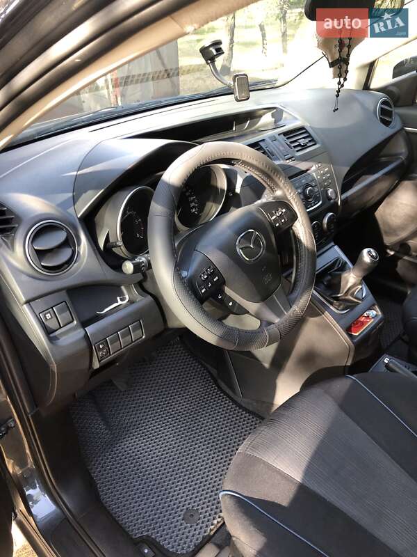 Минивэн Mazda 5 2011 в Киеве фото 7 Минивэн Mazda 5 2011 в Киеве