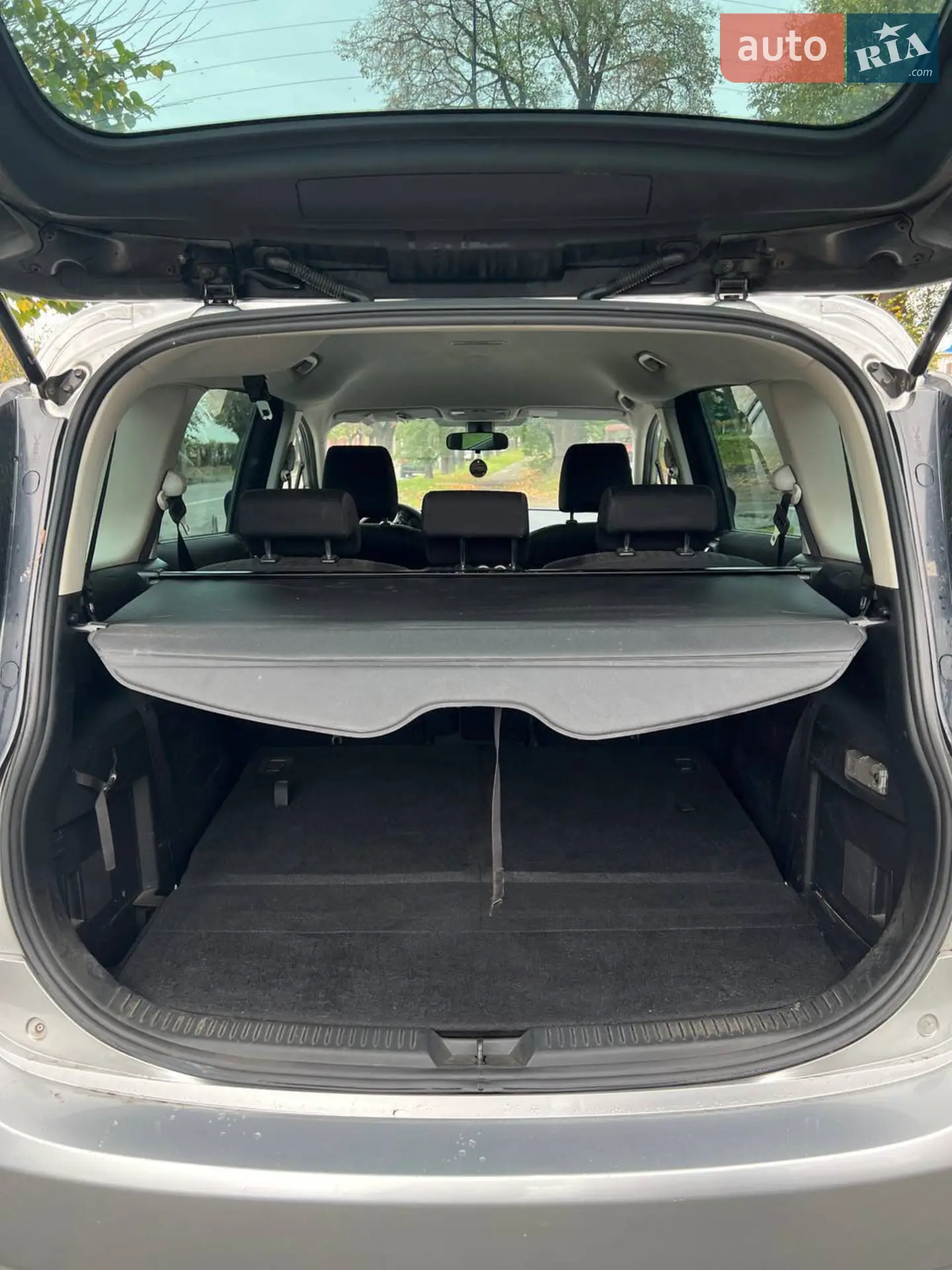 2010 Mazda 5 - мініатюра 7