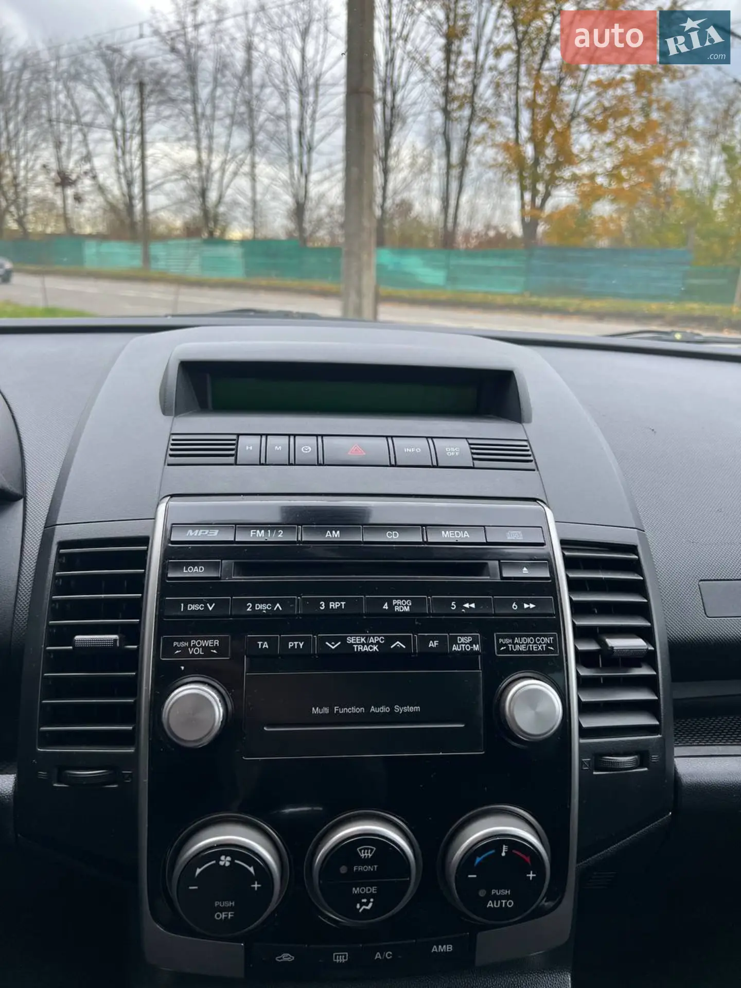 2010 Mazda 5 - мініатюра 17