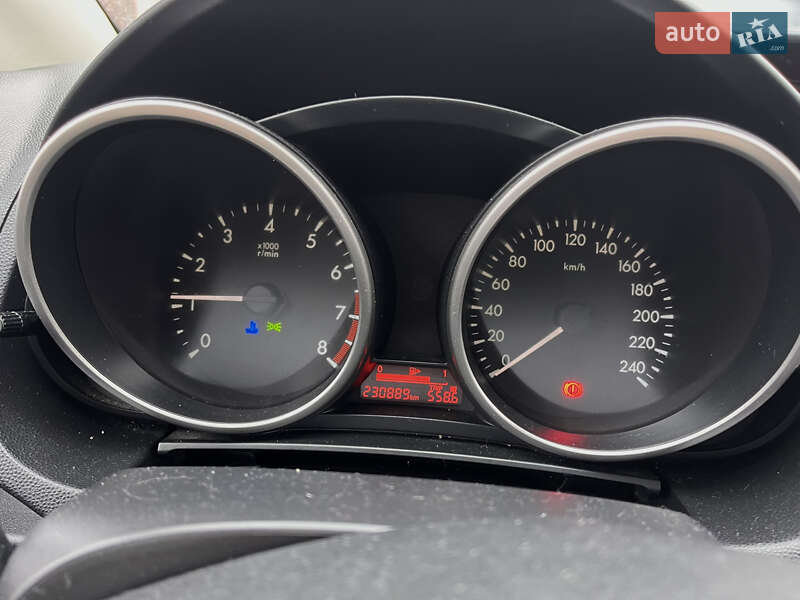 Минивэн Mazda 5 2011 в Коростене