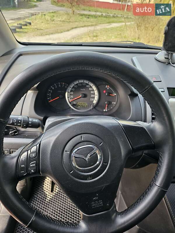 Минивэн Mazda 5 2005 в Киеве