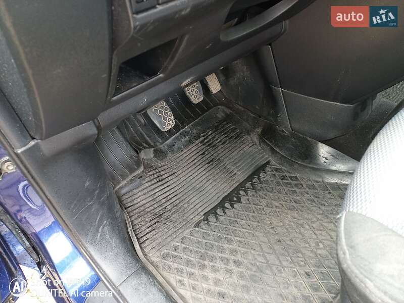 Мінівен Mazda 5 2006 в Львові