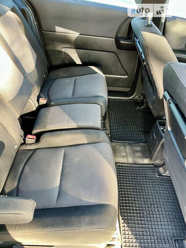 Минивэн Mazda 5 2007 в Нововолынске