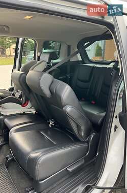 Минивэн Mazda 5 2009 в 
