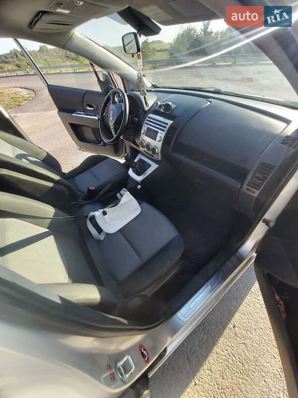 Минивэн Mazda 5 2006 в Ходорове