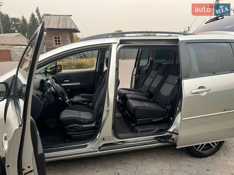 Минивэн Mazda 5 2006 в Узине