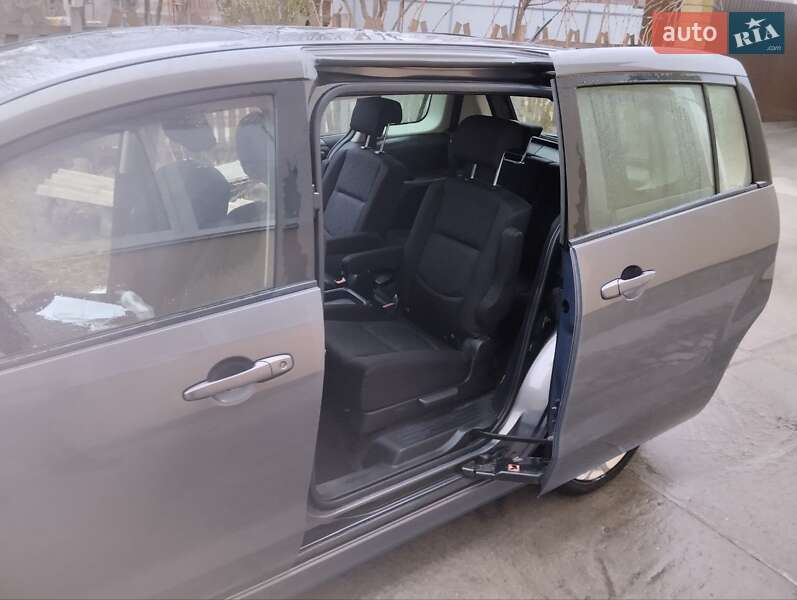 Минивэн Mazda 5 2010 в Переяславе