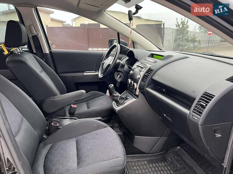Мінівен Mazda 5 2009 в Києві