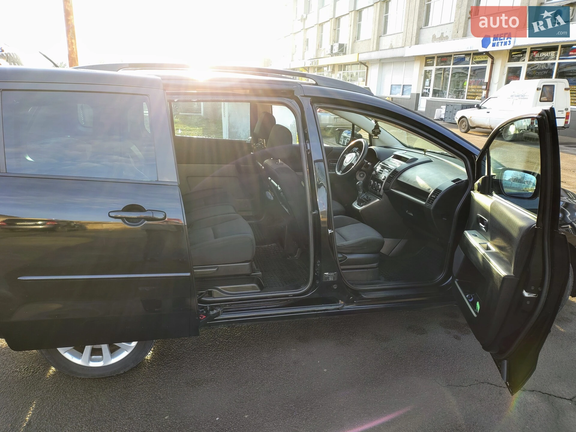 2010 Mazda 5 - мініатюра 11