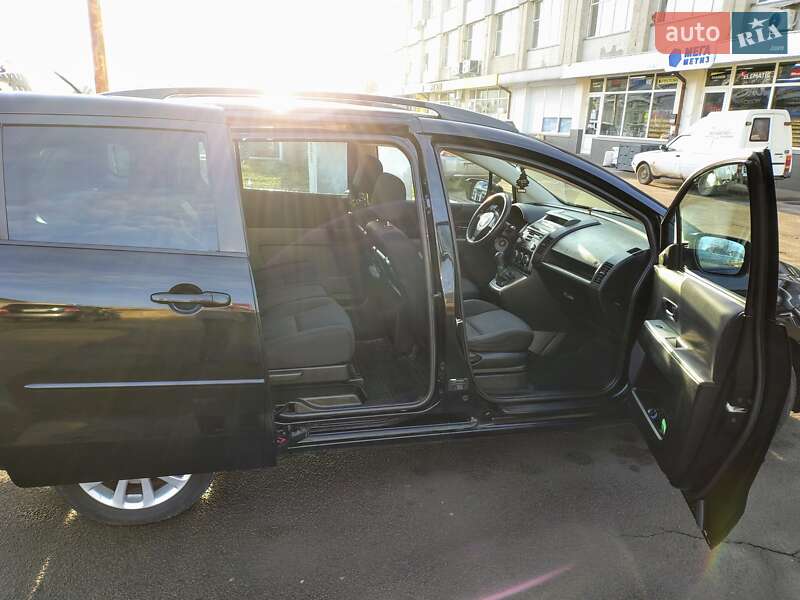 Мінівен Mazda 5 2010 в Луцьку