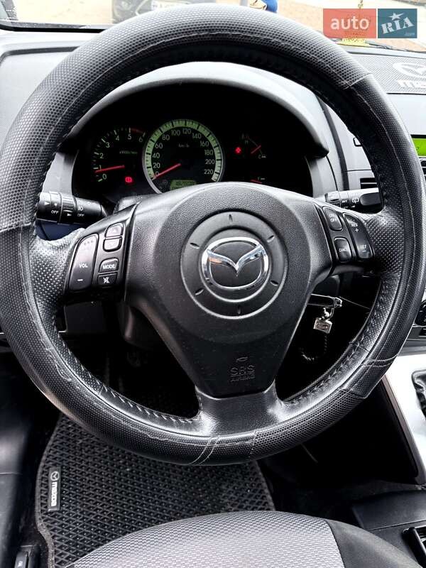 Мінівен Mazda 5 2007 в 
