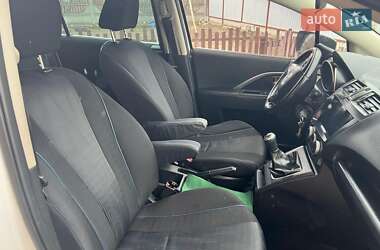 Минивэн Mazda 5 2011 в 
