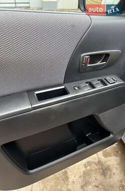 Минивэн Mazda 5 2007 в 