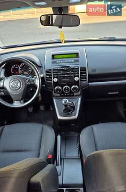 Минивэн Mazda 5 2010 в 