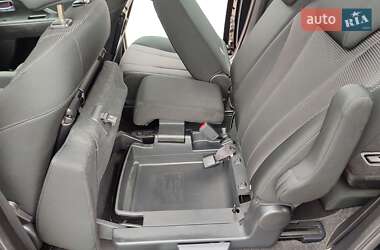 Минивэн Mazda 5 2012 в 