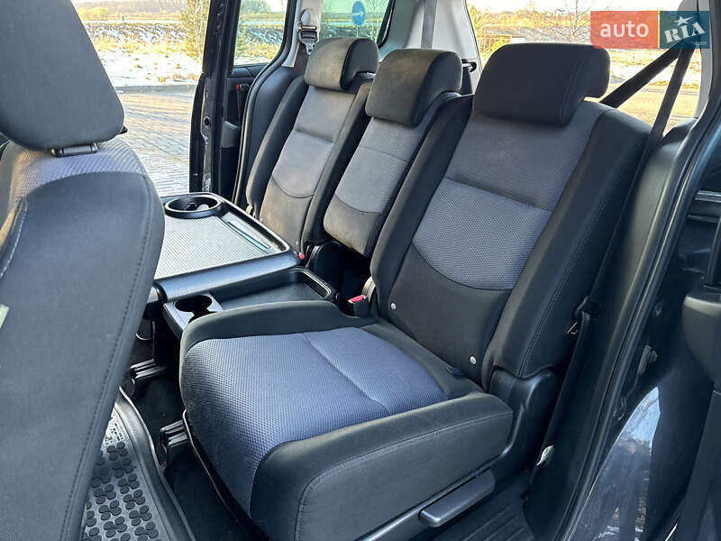 Минивэн Mazda 5 2007 в Дрогобыче