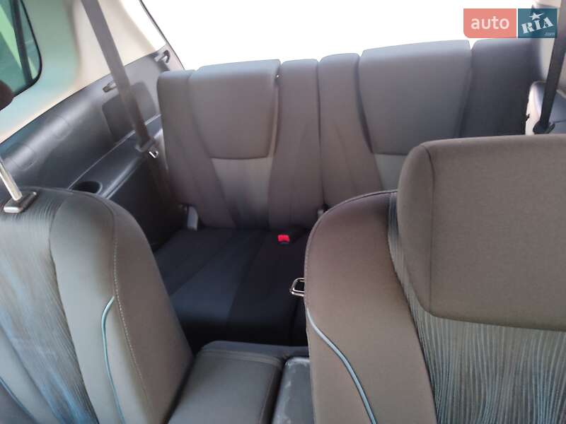 Минивэн Mazda 5 2010 в Гайвороне