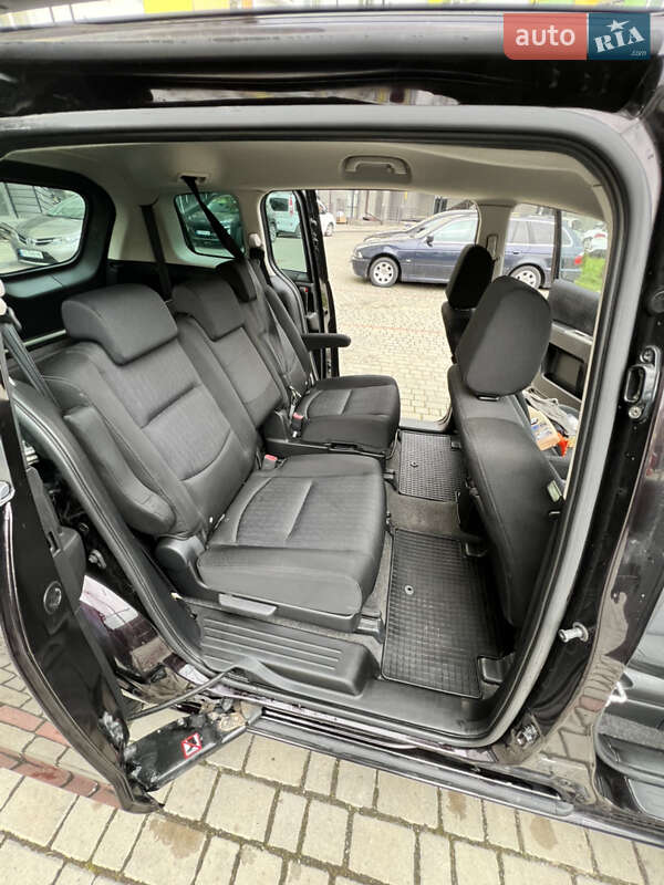 Минивэн Mazda 5 2010 в Ивано-Франковске