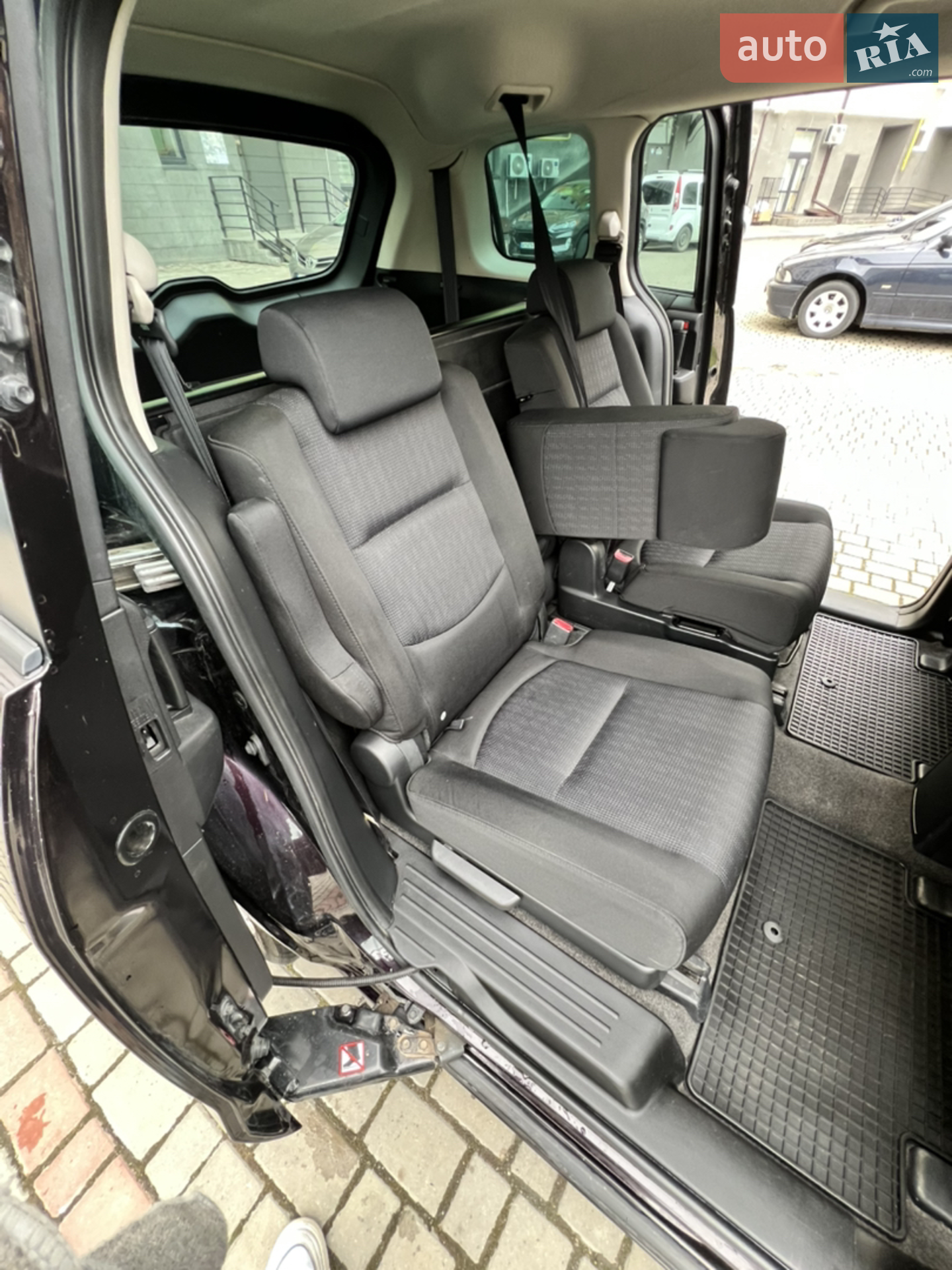 2010 Mazda 5 - мініатюра 24